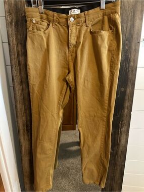 Curve Appeal Women’s 10/30 Skinny Jeans Mustard Brown Stretch Contour Waist